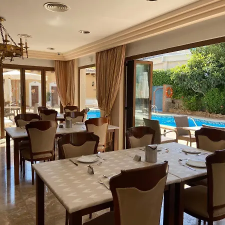 Boutique Hs Rosa Paguera 3* Пегера