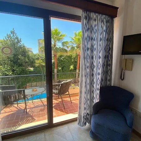 Boutique Hs Rosa Paguera Отель Пегера