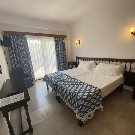 Отель Boutique Hs Rosa Paguera Пегера